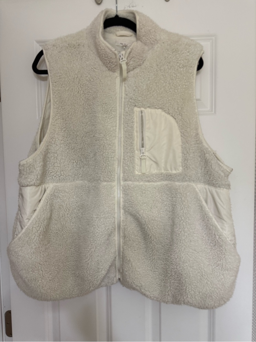 ⚡️Maurice’s sz 2x⚡️ Cozy Cream Sherpa Zip-Up Vest